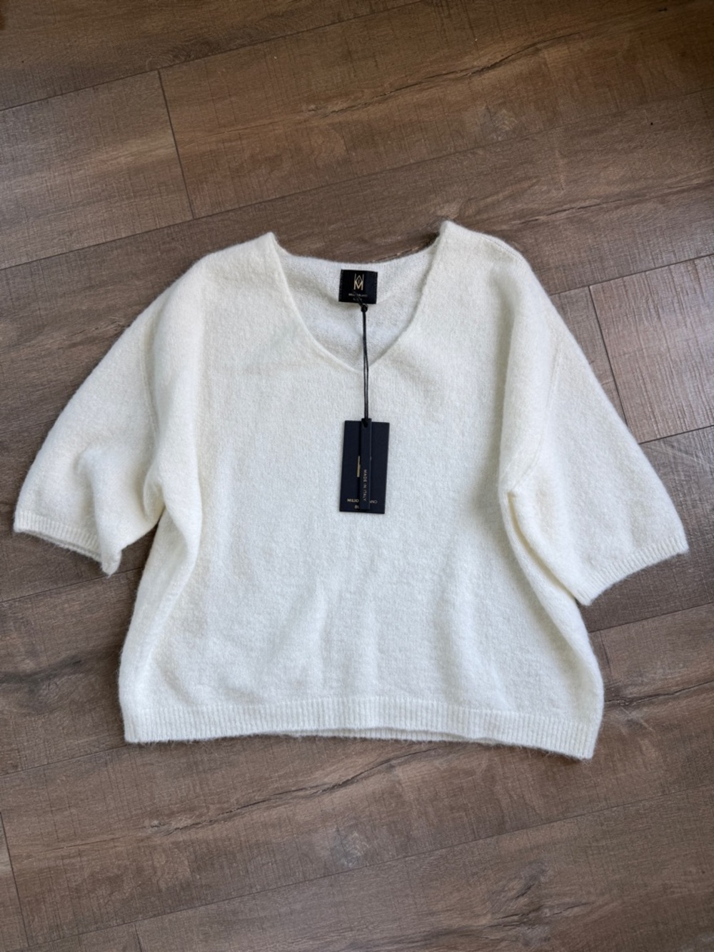 Milio Milano V Neck Boucle Knit Sweater